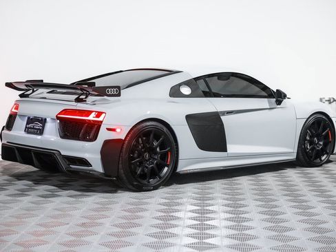 Used 2018 Audi R8 V10 plus w/ Full Leather Package image 6