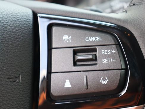 Used 2026 Honda Odyssey EX-L image 32