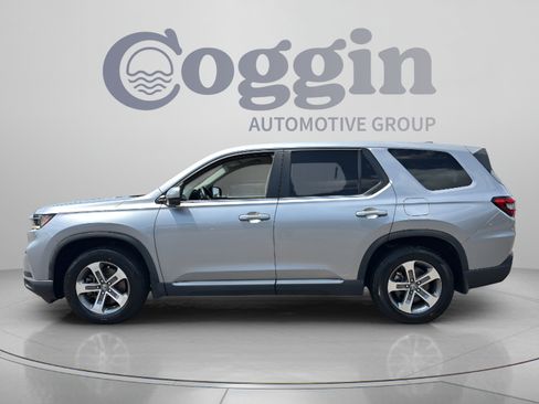 Certified 2023 Honda Pilot EX-L image 2