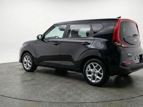 Used 2025 Kia Soul LX w/ LX Technology Package image 6