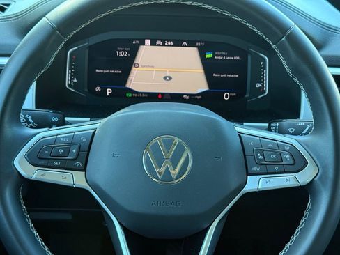 Used 2021 Volkswagen Atlas SEL Premium image 17