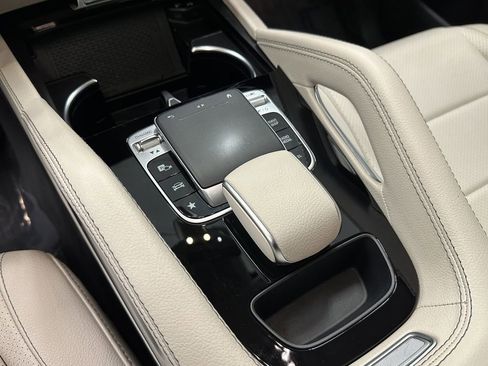 Used 2020 Mercedes-Benz GLE 350 image 34