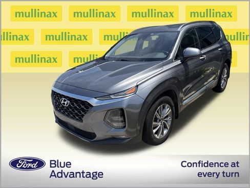 Used 2019 Hyundai Santa Fe SEL FWD image 2
