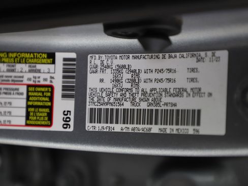 Used 2023 Toyota Tacoma SR AWD/4WD image 29