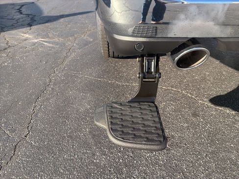 New 2026 RAM 1500 4x4 Crew Cab image 14