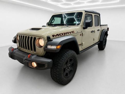 Used 2022 Jeep Gladiator Mojave w/ Cold Weather Group AWD/4WD image 7