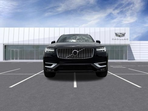 Used 2023 Volvo XC90 B6 Ultimate AWD/4WD image 7
