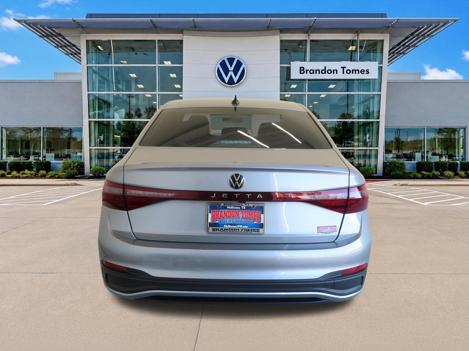 Used 2026 Volkswagen Jetta Sport FWD image 4
