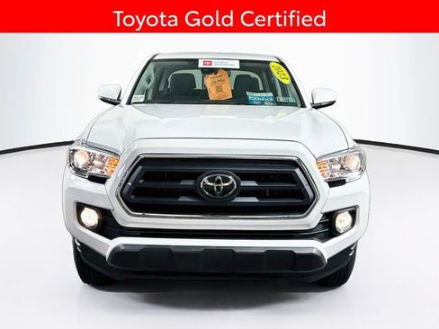 Certified 2023 Toyota Tacoma SR5 AWD/4WD image 2