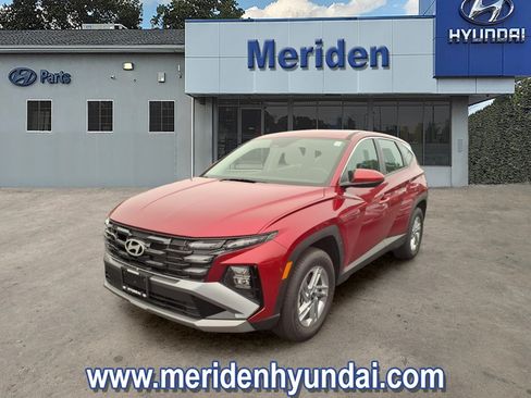 Certified 2025 Hyundai Santa Fe Limited AWD/4WD image 1