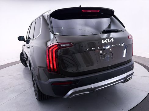 Used 2022 Kia Telluride SX FWD image 10
