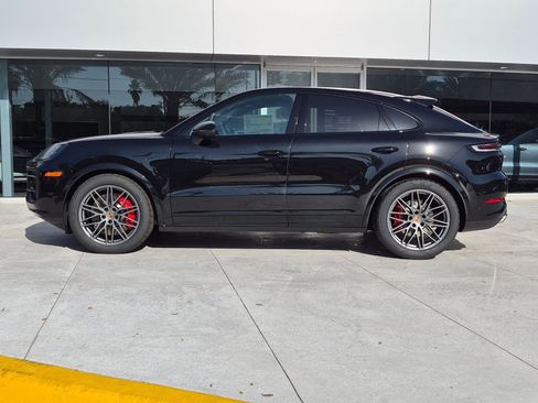 New 2026 Porsche Cayenne S AWD/4WD image 2