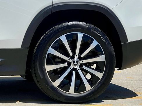 Certified 2023 Mercedes-Benz GLB 250 4MATIC image 13