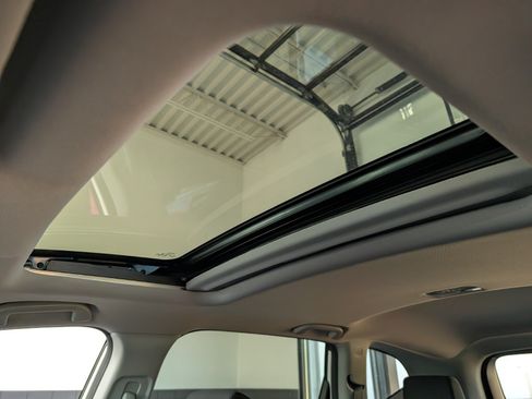 Used 2020 Honda CR-V EX image 16