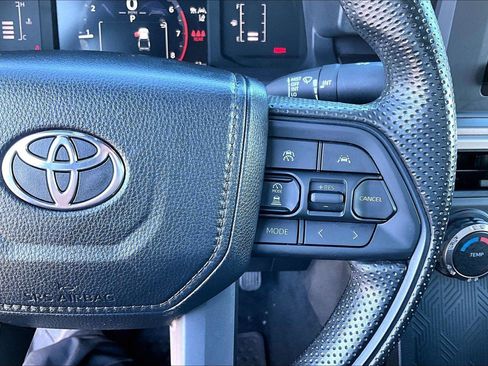 Certified 2024 Toyota Tacoma SR5 image 18