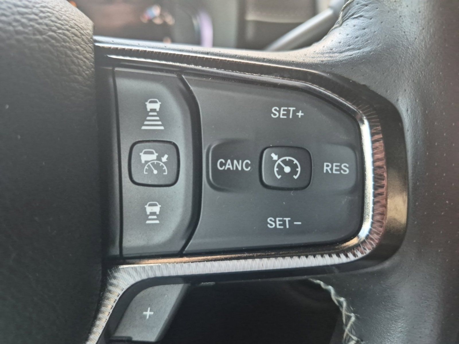 Used 2025 RAM 2500 Rebel w/ Rebel Level 2 Equipment Group AWD/4WD image 17