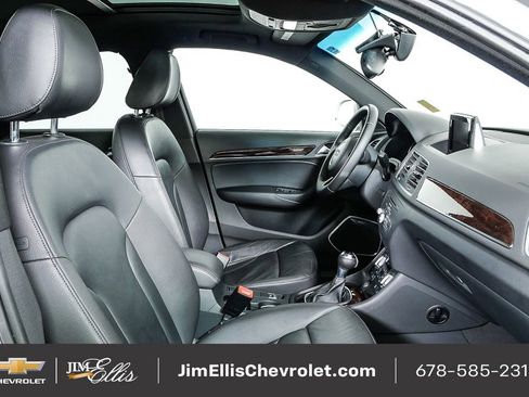 Used 2015 Audi Q3 2.0T Prestige w/ Prestige Package image 24