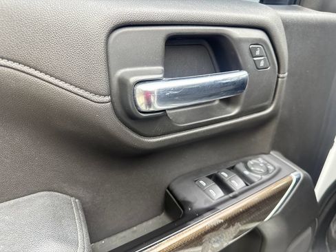 Used 2019 Chevrolet Silverado 1500 LT w/ All-Star Edition AWD/4WD image 34