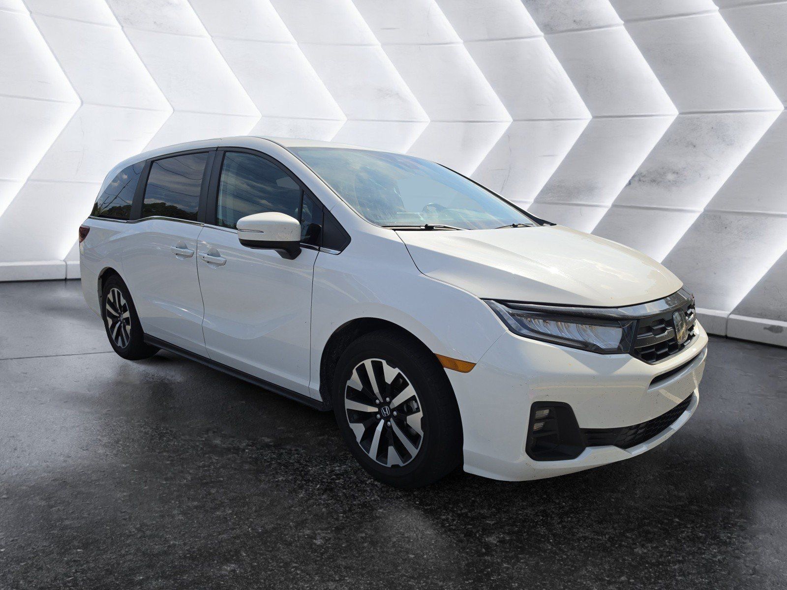 Used 2025 Honda Odyssey EX-L image 1