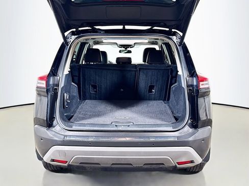 Used 2021 Nissan Rogue SV w/ Premium Package FWD image 23