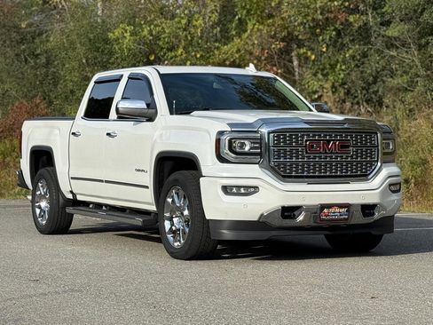 Used 2017 GMC Sierra 1500 Denali AWD/4WD image 5
