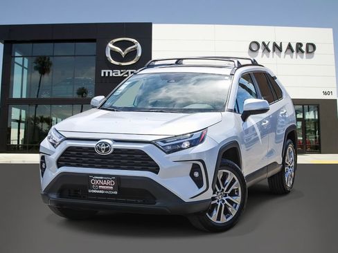 Used 2023 Toyota RAV4 XLE Premium image 1