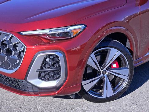 New 2025 Audi SQ5 Premium Plus image 9