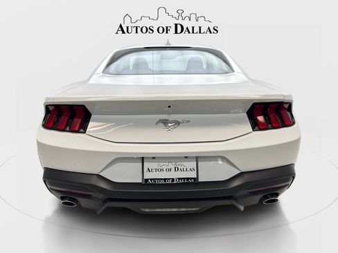 Used 2025 Ford Mustang Coupe RWD image 7