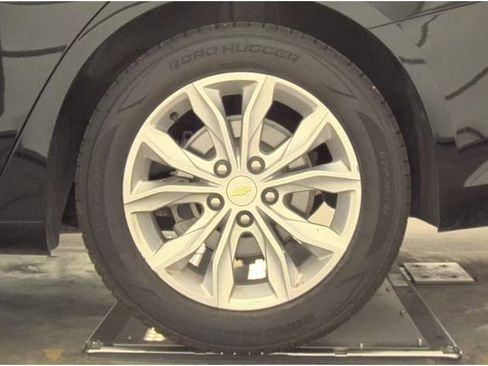 Used 2020 Chevrolet Malibu LT image 12