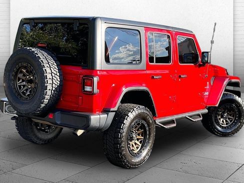 Used 2019 Jeep Wrangler Unlimited Sahara AWD/4WD image 12