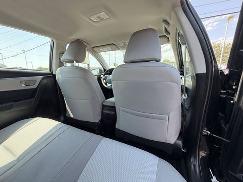 Used 2016 Toyota Corolla LE FWD image 13