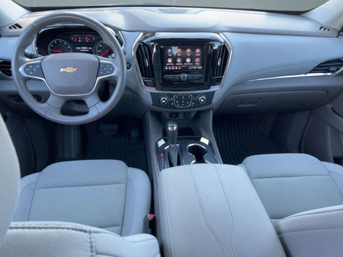 Used 2020 Chevrolet Traverse LT image 15