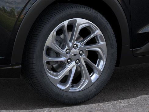 New 2027 Chevrolet Bolt LT image 9