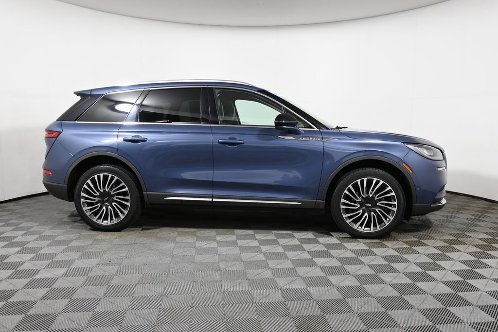 Used 2022 Lincoln Corsair Reserve w/ Equipment Group 201A AWD/4WD image 8