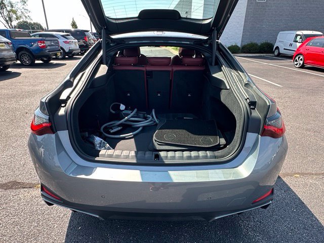 Used 2023 BMW i4 eDrive35 w/ Premium Package RWD image 17
