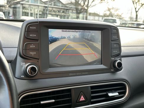 Used 2021 Hyundai Kona SEL image 22