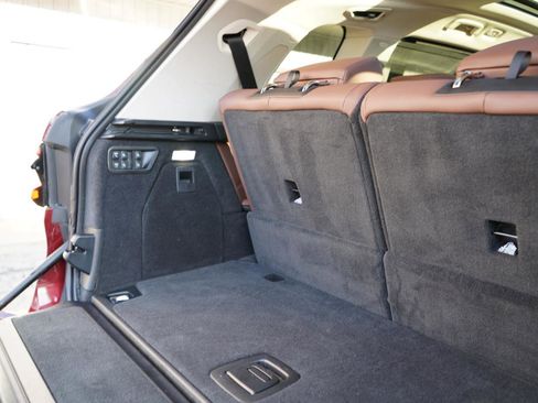 Used 2025 BMW X7 xDrive40i w/ Executive Package image 56