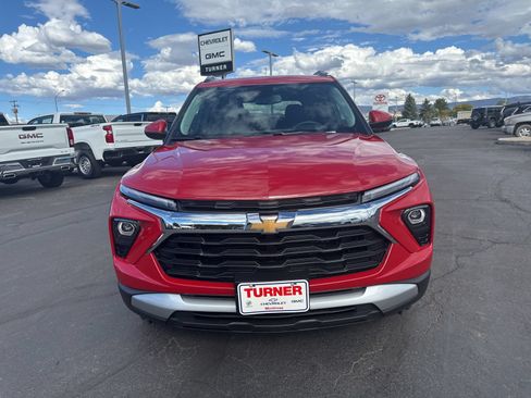 New 2026 Chevrolet TrailBlazer LT w/ Convenience Package AWD/4WD image 2