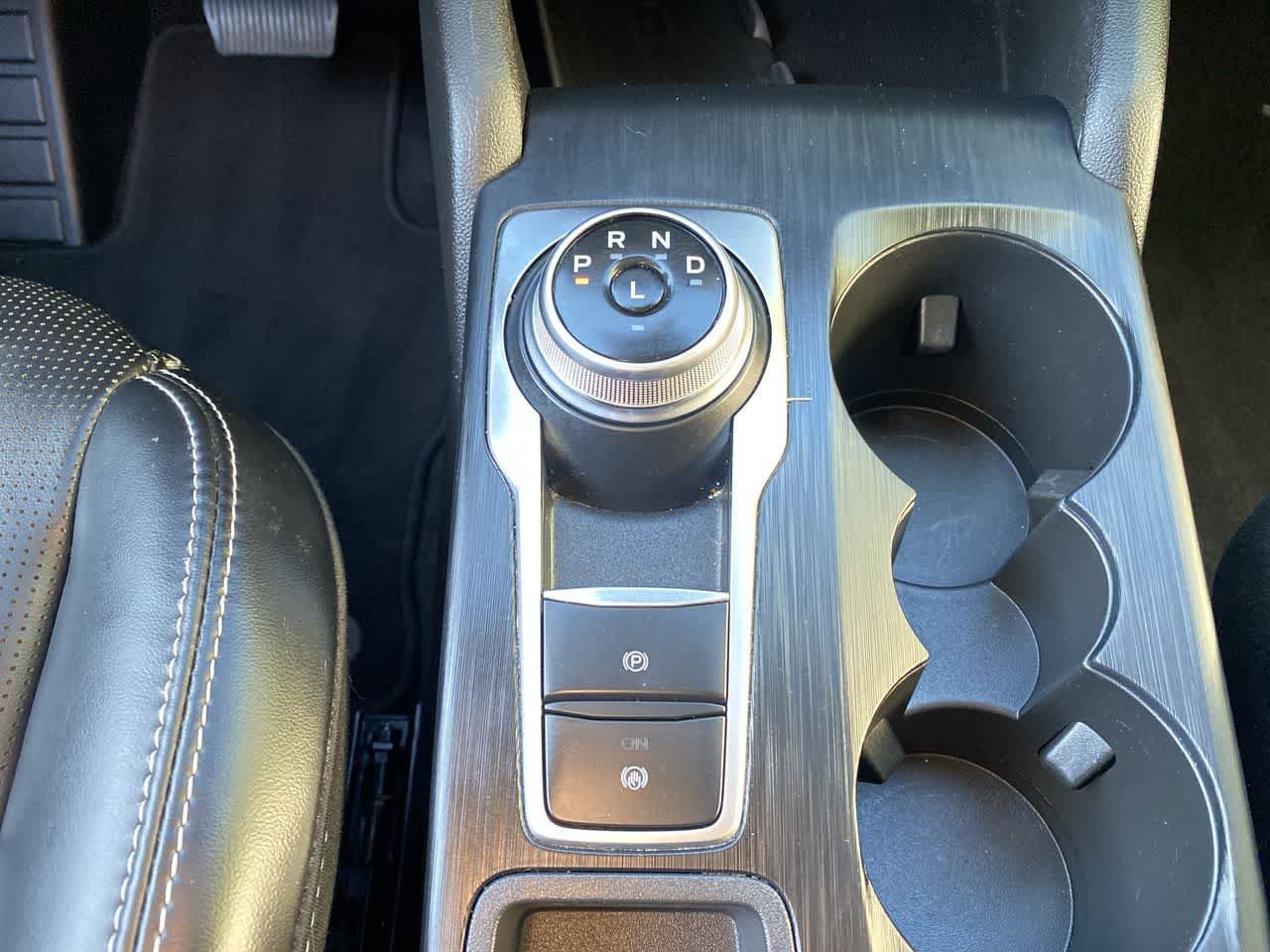 Used 2024 Ford Escape Platinum AWD/4WD image 27