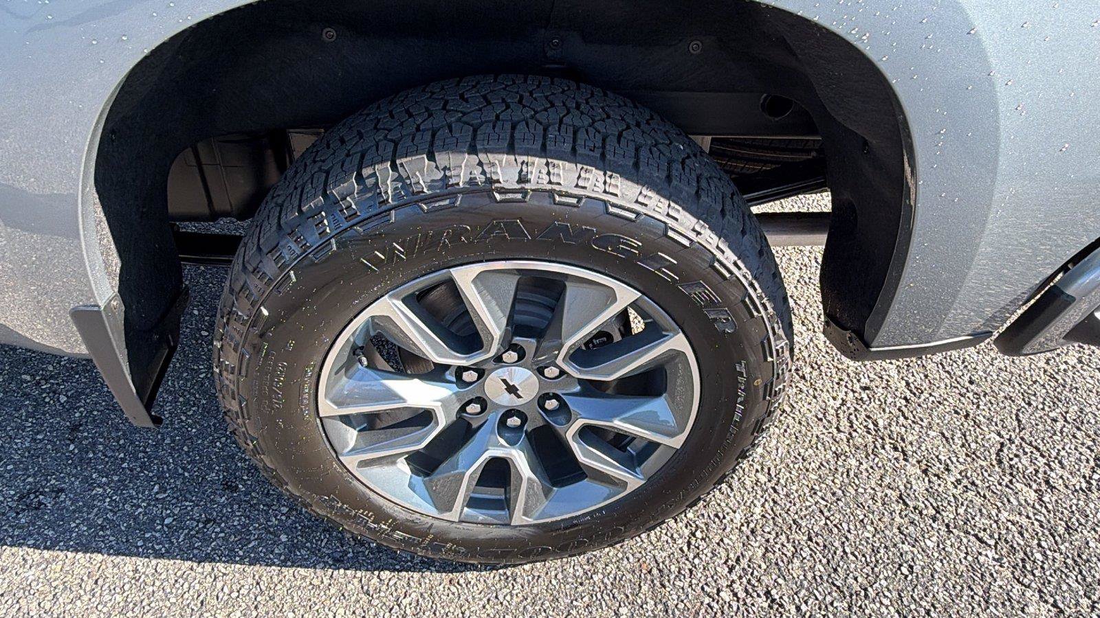 New 2026 Chevrolet Silverado 1500 RST AWD/4WD image 12