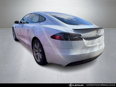 Used 2021 Tesla Model S Performance image 4