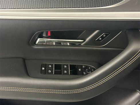 Used 2025 MAZDA CX-90 3.3 Turbo w/ Premium Plus Pkg image 16