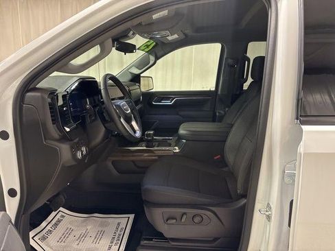 Used 2025 GMC Sierra 1500 Elevation AWD/4WD image 13
