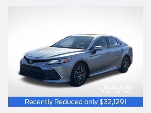 Used 2024 Toyota Camry XLE w/ Navigation Package FWD image 1