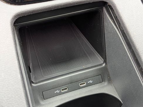 Used 2022 Volkswagen ID.4 Pro S AWD/4WD image 21