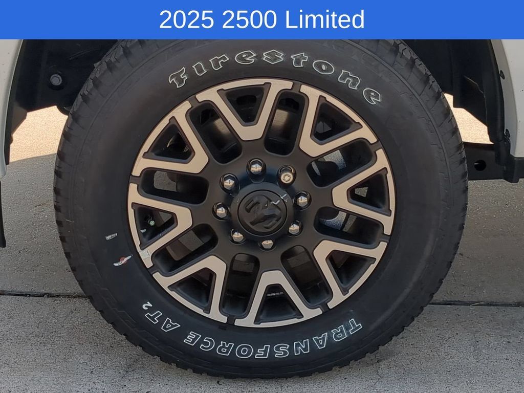 New 2025 RAM 2500 Limited AWD/4WD image 11