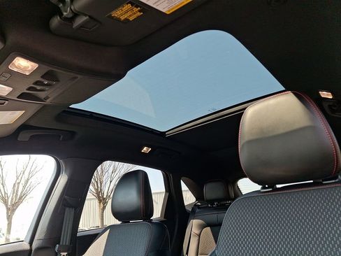 Used 2023 Ford Escape ST-Line w/ Tech Pack #1 AWD/4WD image 16