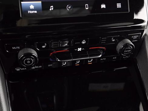 Certified 2022 Jeep Grand Cherokee Altitude image 33