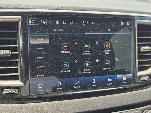 Used 2023 Chrysler Pacifica Touring-L FWD image 29