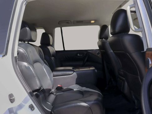 Used 2021 Nissan Armada SL w/ Captain's Chairs Package image 33